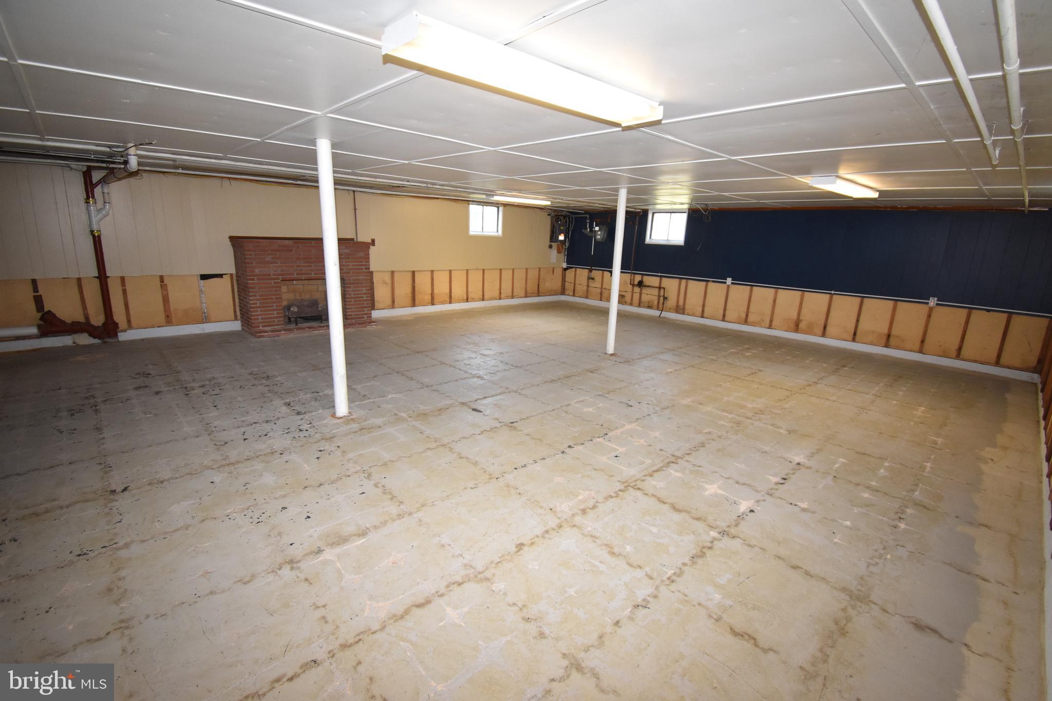 165 West Federal Street Burlington, NJ 08016 - Photo 25 of 27 a view of empty room