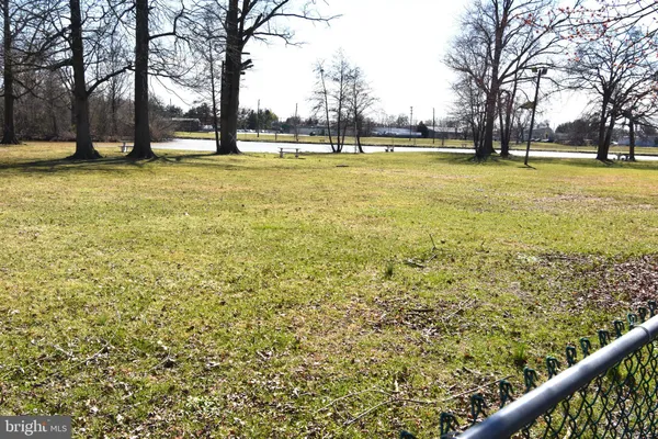 $299,900 | 165 West Federal Street, Burlington, NJ 08016