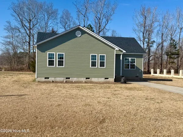 $207,000 | 303 Roberson Drive, Williamston, NC 27892