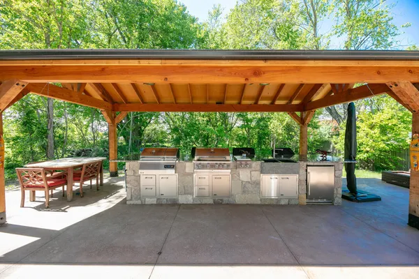 $769,000 | 21373 Sail Bay Drive, Cassopolis, MI 49031