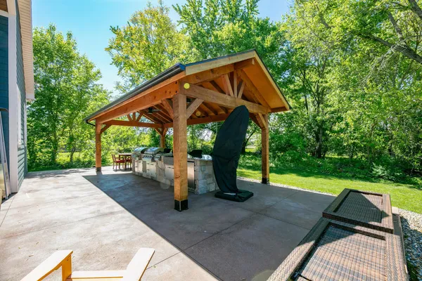 $769,000 | 21373 Sail Bay Drive, Cassopolis, MI 49031