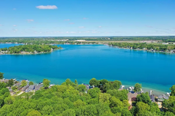 $769,000 | 21373 Sail Bay Drive, Cassopolis, MI 49031