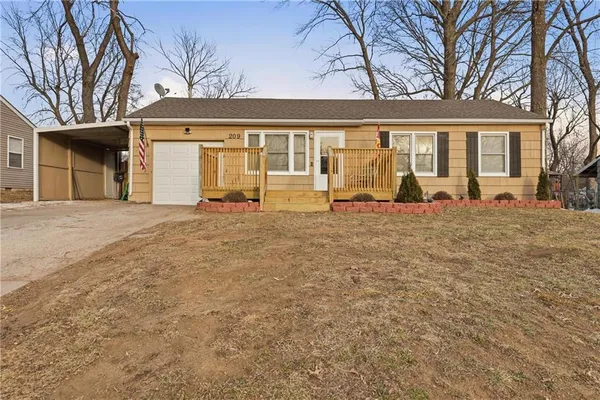 $205,000 | 209 North Gilbert Street, Independence, MO 64056