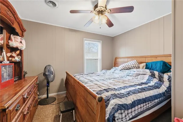 $205,000 | 209 North Gilbert Street, Independence, MO 64056