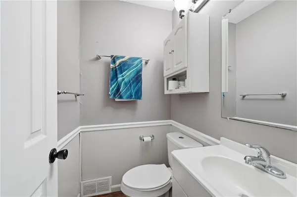 $205,000 | 209 North Gilbert Street, Independence, MO 64056