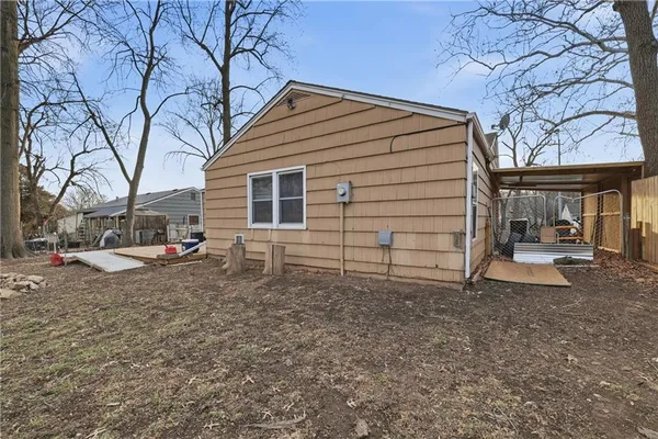 $205,000 | 209 North Gilbert Street, Independence, MO 64056