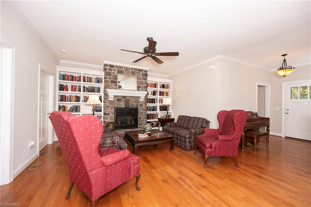 296 River Road Advance, NC 27006 - Photo 12 of 50 Living Area