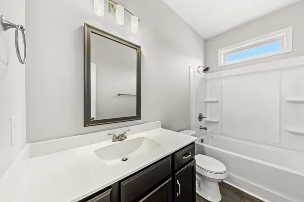 $1,370 | 176 Bainbridge Drive, Unit A, Clarksville, TN 37043