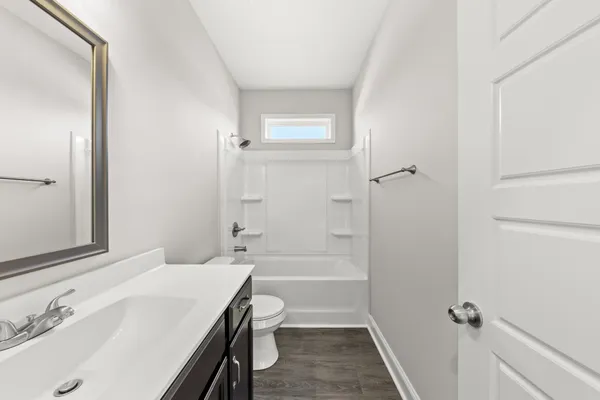 $1,370 | 176 Bainbridge Drive, Unit A, Clarksville, TN 37043