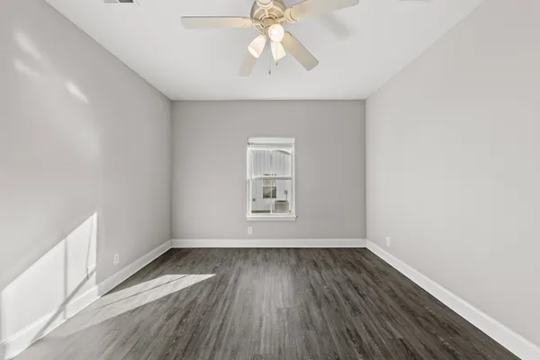 $1,370 | 176 Bainbridge Drive, Unit A, Clarksville, TN 37043