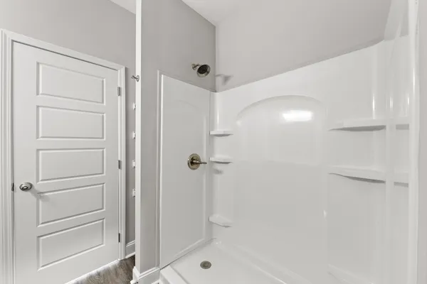 $1,370 | 176 Bainbridge Drive, Unit A, Clarksville, TN 37043