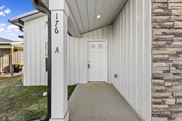 $1,370 | 176 Bainbridge Drive, Unit A, Clarksville, TN 37043