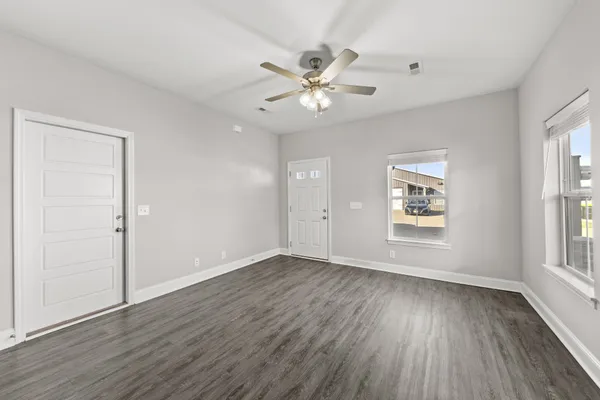 $1,370 | 176 Bainbridge Drive, Unit A, Clarksville, TN 37043