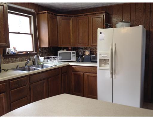 254 Dinsmore Road Sidney, ME 04330 - Photo 6 of 14 Kitchen.