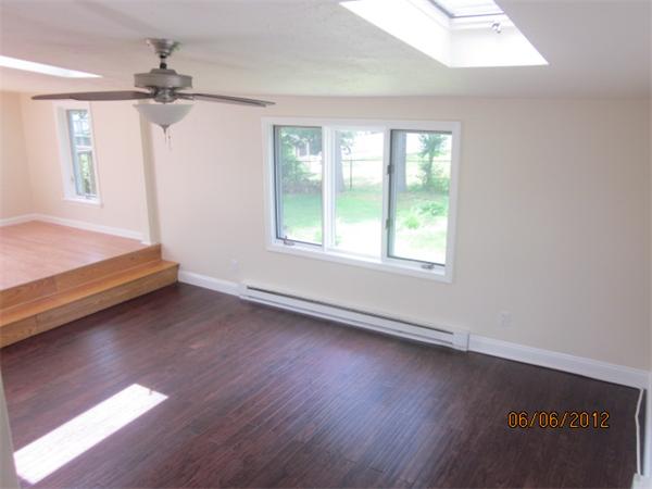 98 Valley Road Dracut, MA 01826 - Photo 5 of 11