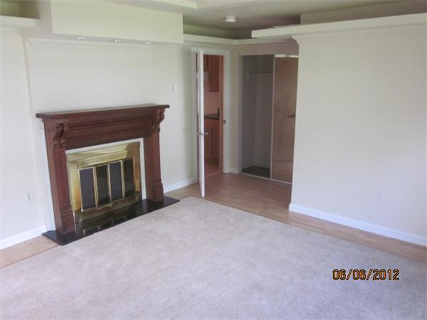98 Valley Road Dracut, MA 01826 - Photo 9 of 11