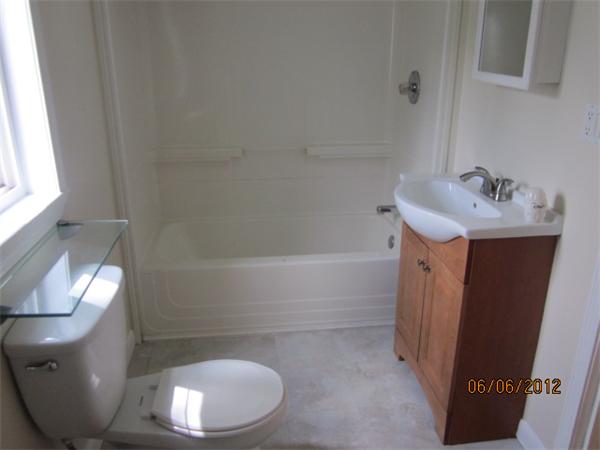98 Valley Road Dracut, MA 01826 - Photo 10 of 11