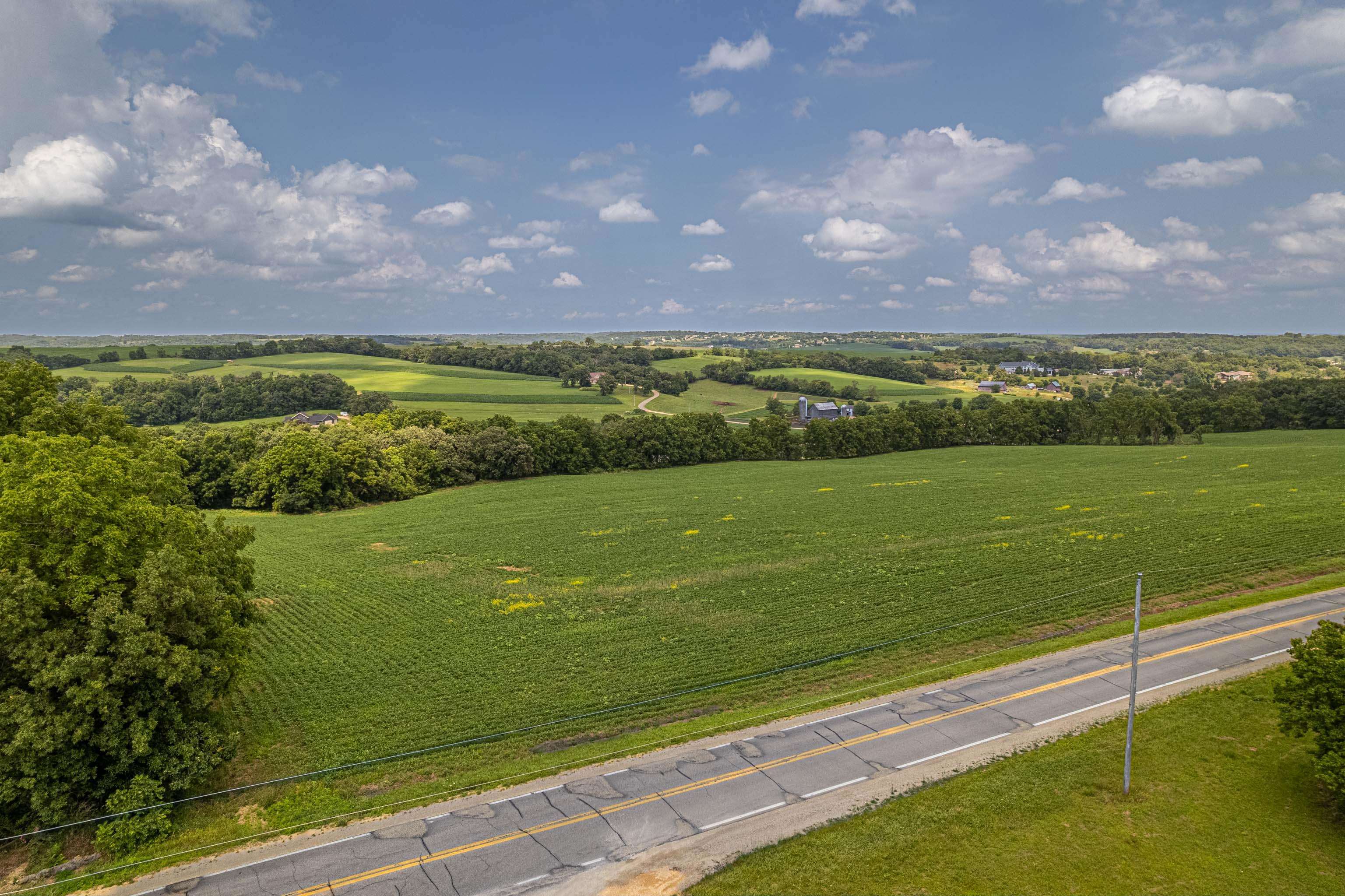 39 Highway 39 New Glarus, WI 53574 - Photo 5 of 46