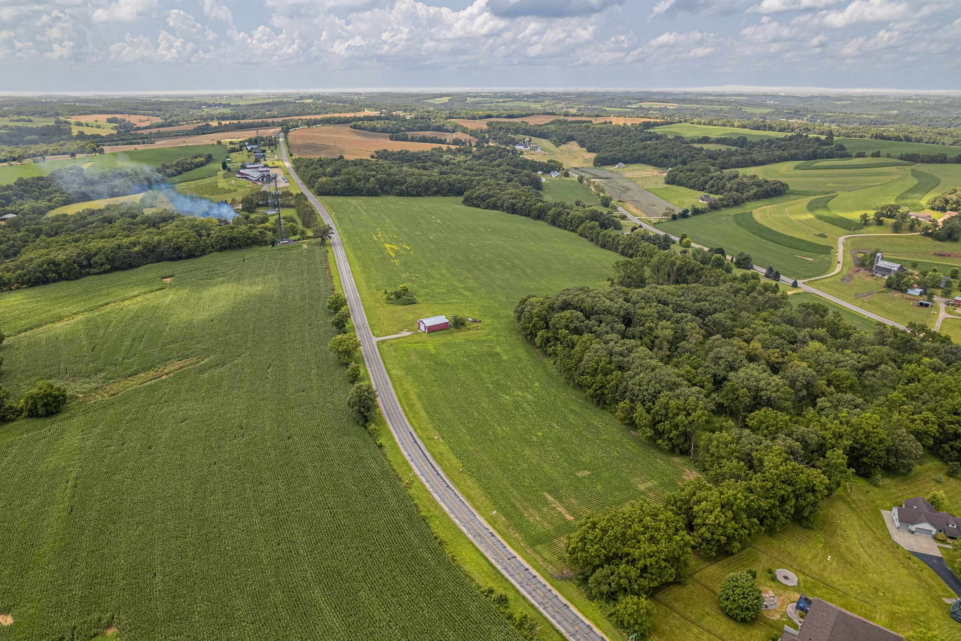 39 Highway 39 New Glarus, WI 53574 - Photo 6 of 46