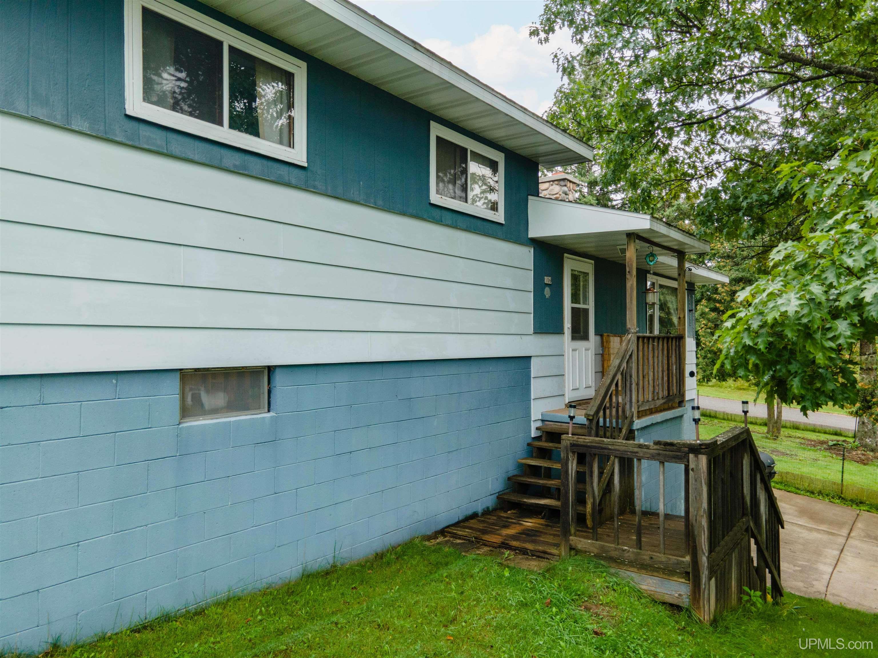 106 3rd Street Alpha, MI 49902 - Photo 2 of 33
