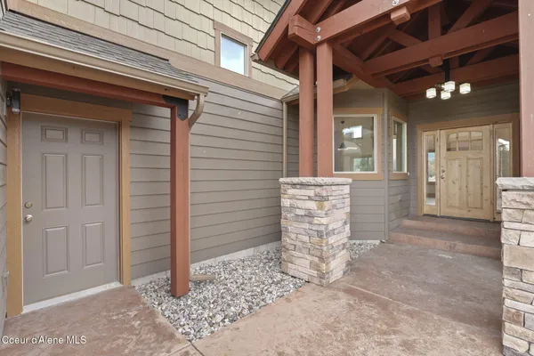 $749,000 | 10 Bellflower Court, Blanchard, ID 83804