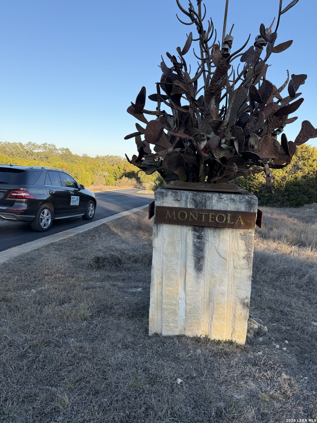 1046 Monteola Bulverde, TX 78163 - Photo 2 of 14