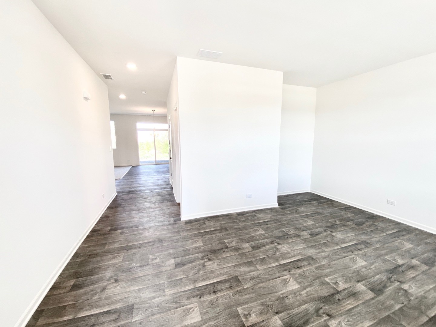 422 Dollinger Drive Romeoville, IL 60446 - Photo 2 of 36