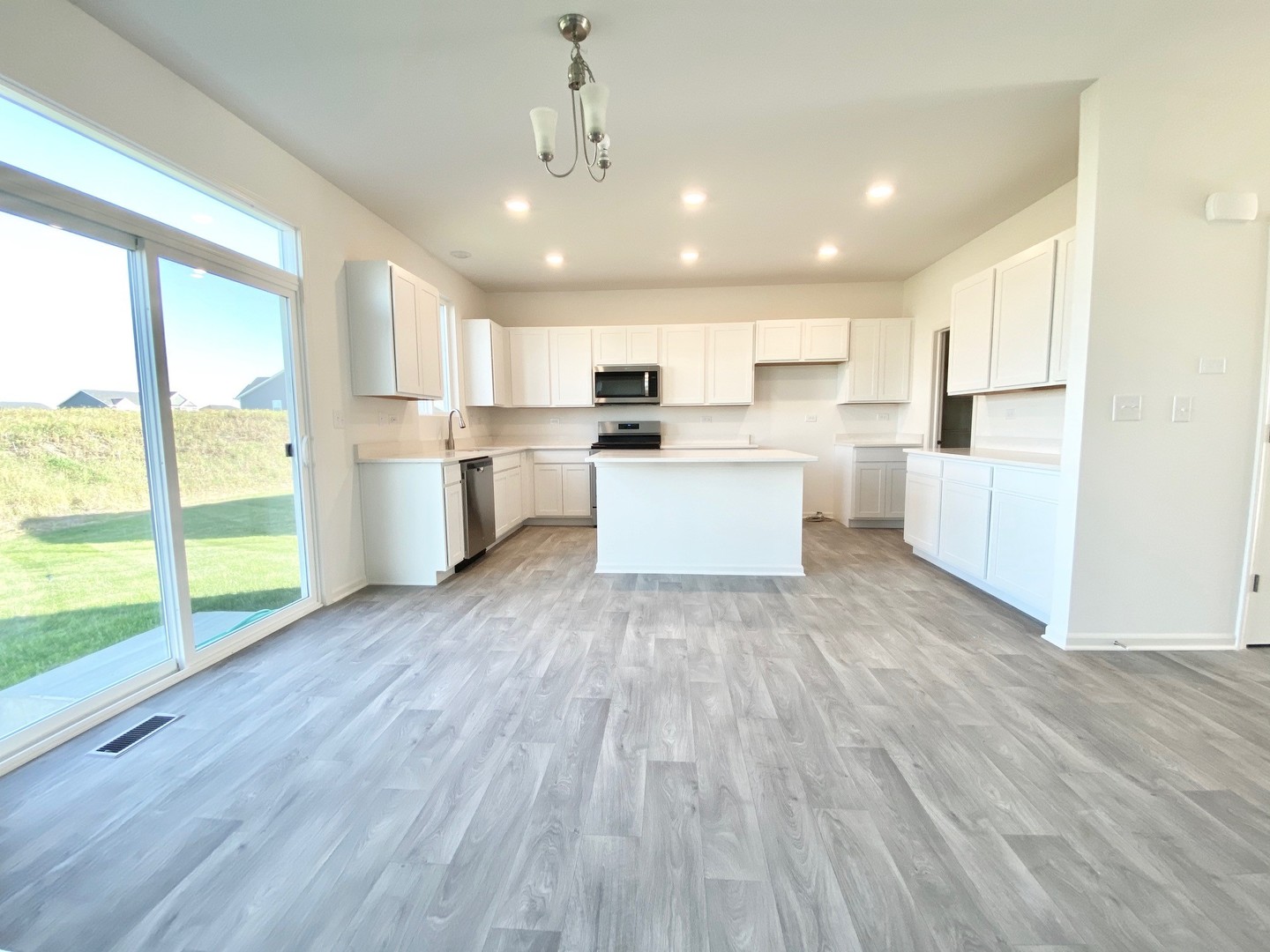 422 Dollinger Drive Romeoville, IL 60446 - Photo 14 of 36