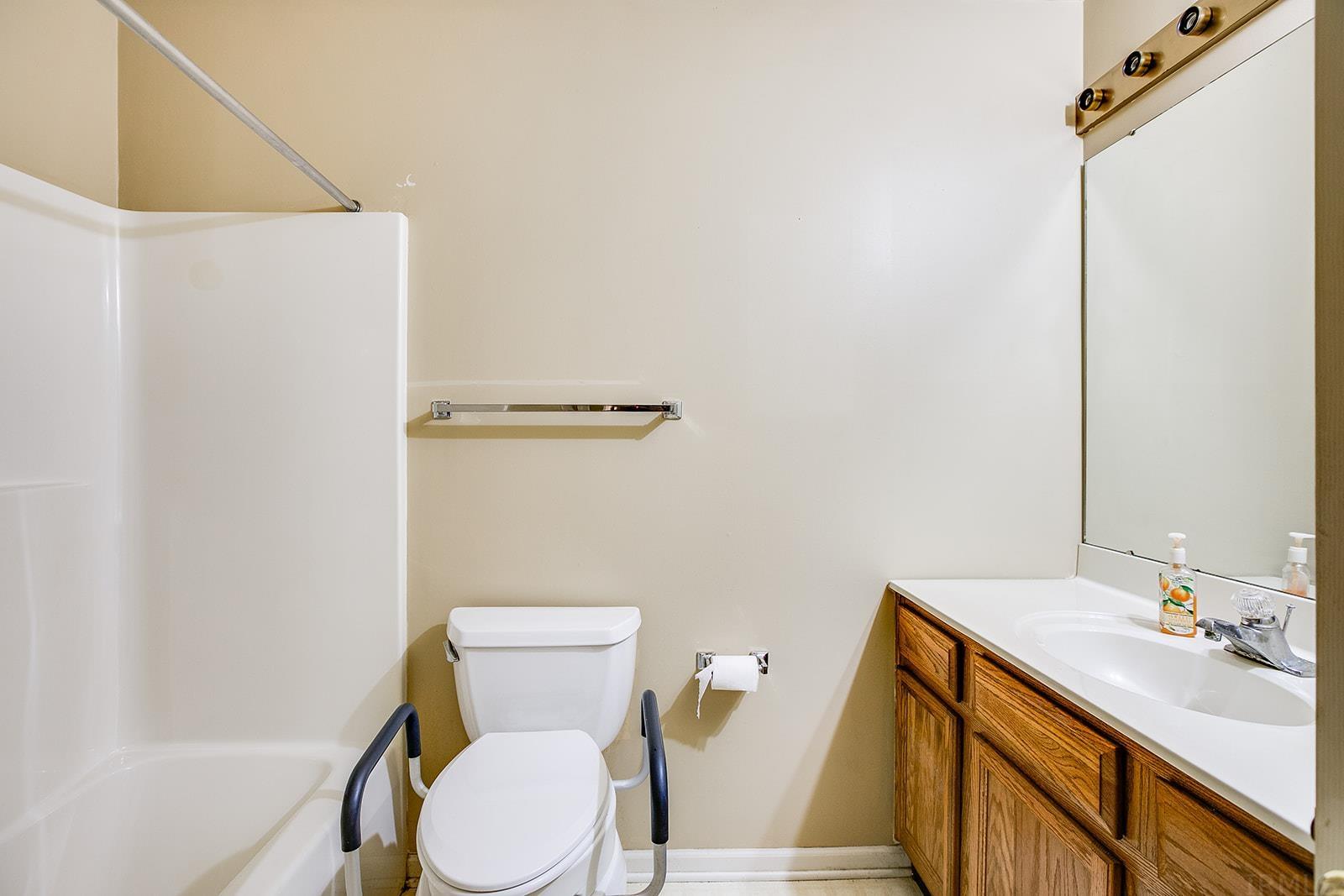 23186 Edison Road South Bend, IN 46628 - Photo 6 of 21 Gallery Image 6