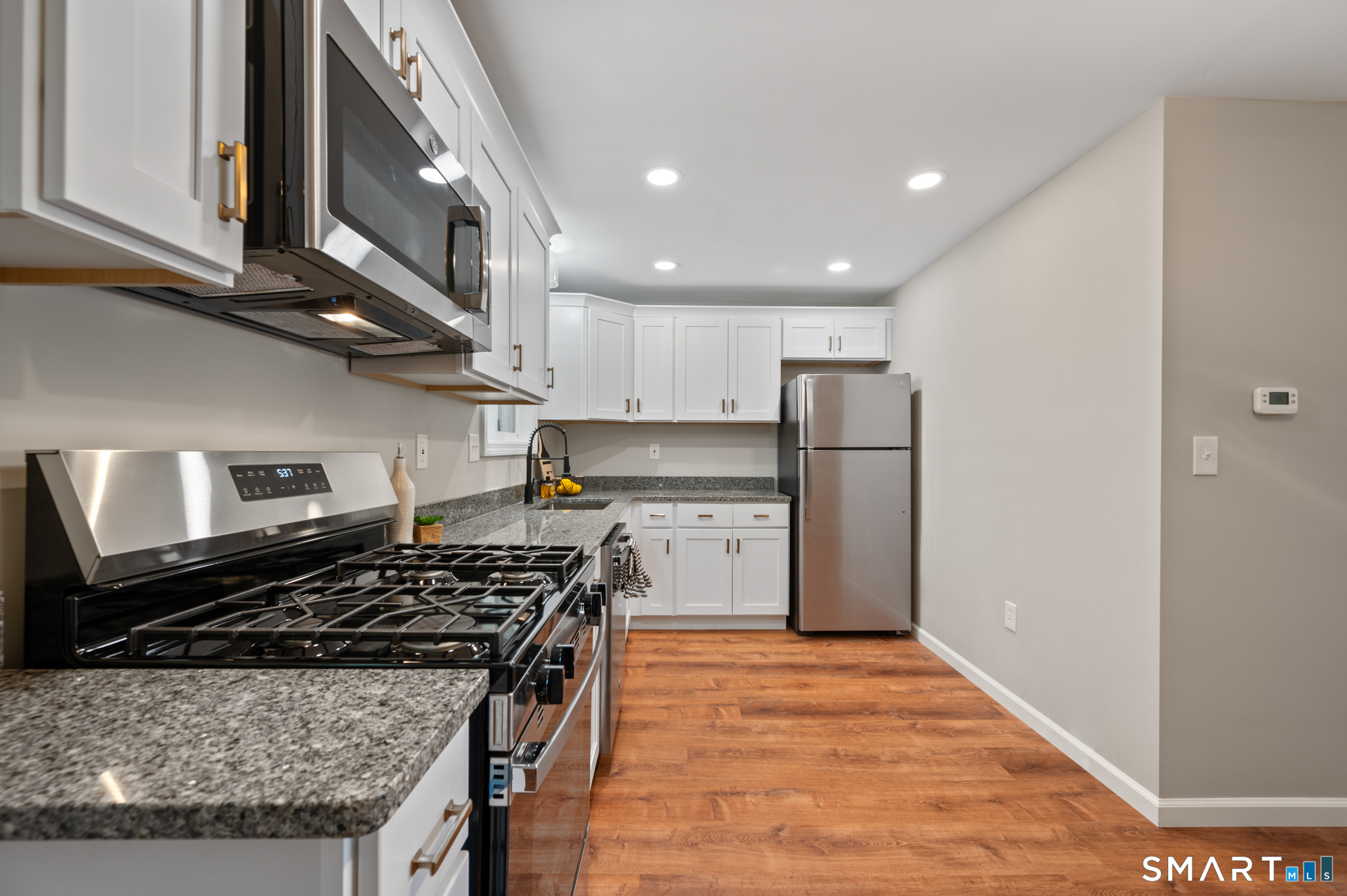 302 Green Road, Unit D Manchester, CT 06042 - Photo 13 of 32