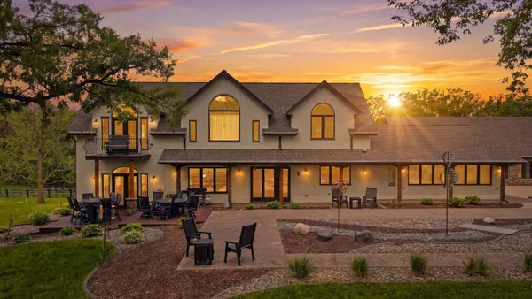 $3,900,000 | 5135 Lonsdale Boulevard West, Webster, MN 55088