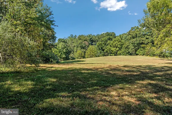 $1,050,000 | 11214 C Stuart Mill Road, Oakton, VA 22124