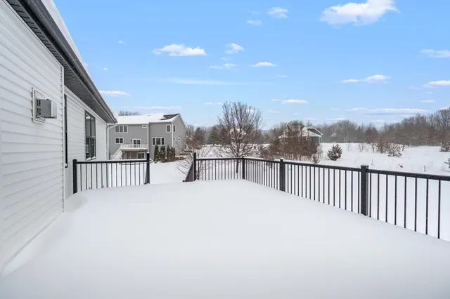 $650,000 | 5453 Turkey Run Drive, Kalamazoo, MI 49004