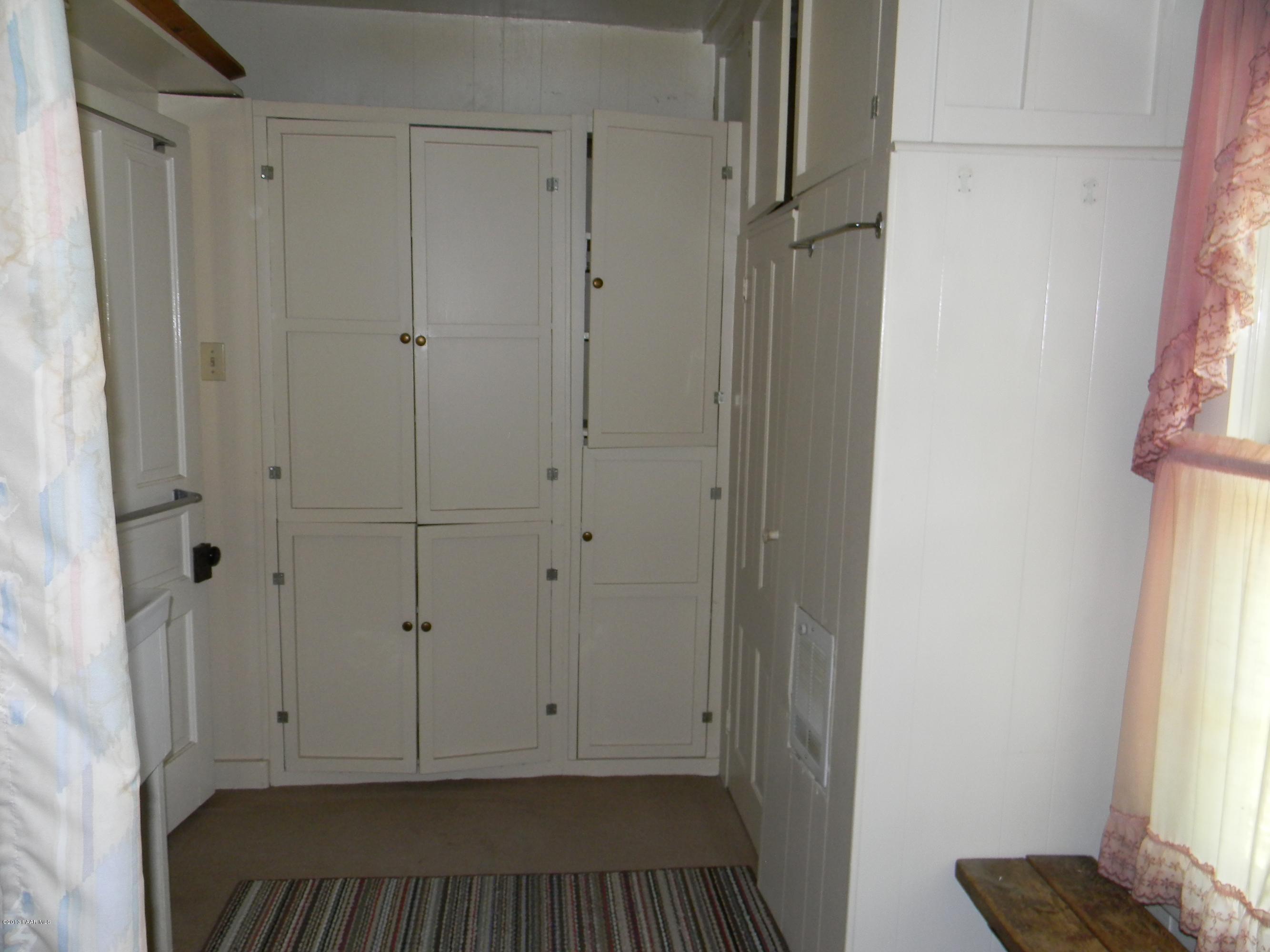 10050 Poland Road Mayer, AZ 86333 - Photo 9 of 21 DSCN0571