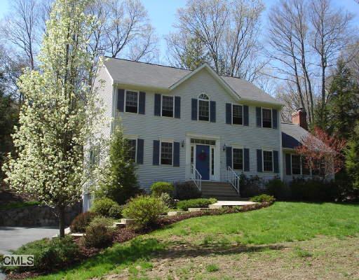 5 Farm Field Ridge Road Newtown, CT 06482 - Photo 1 of 1