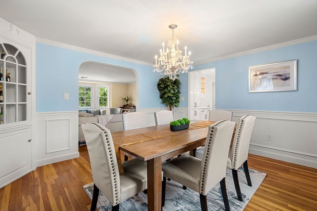 4 Main Street Winchester, MA 01890 - Photo 12 of 36 Gallery Image 12