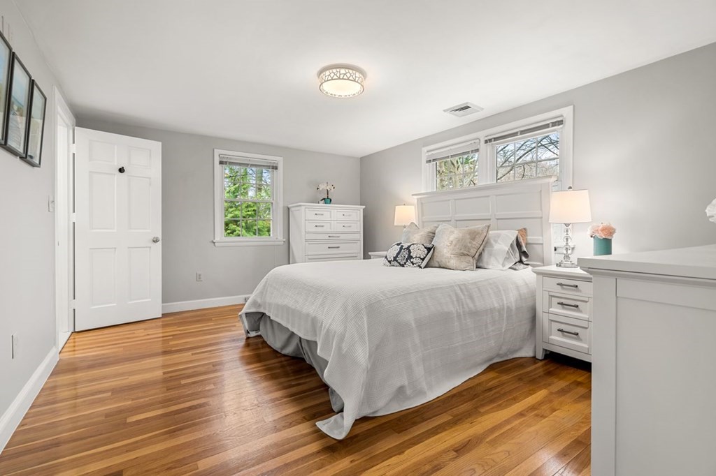 4 Main Street Winchester, MA 01890 - Photo 16 of 36 Gallery Image 16