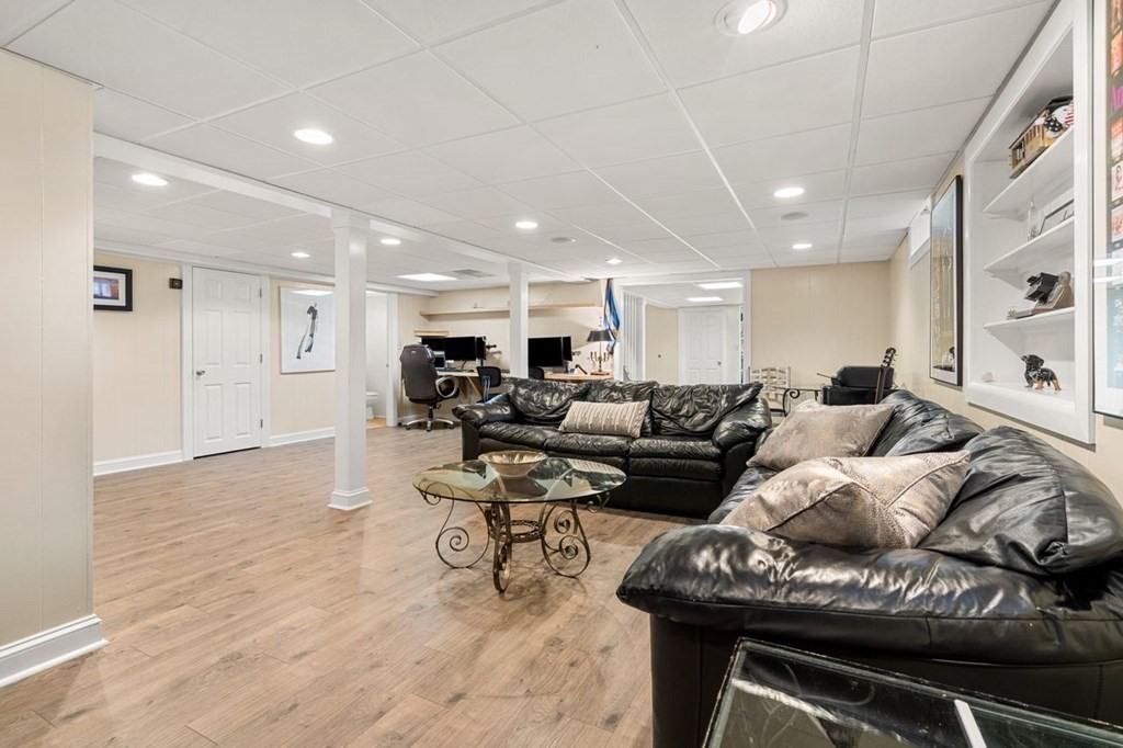 4 Main Street Winchester, MA 01890 - Photo 26 of 36 Gallery Image 26