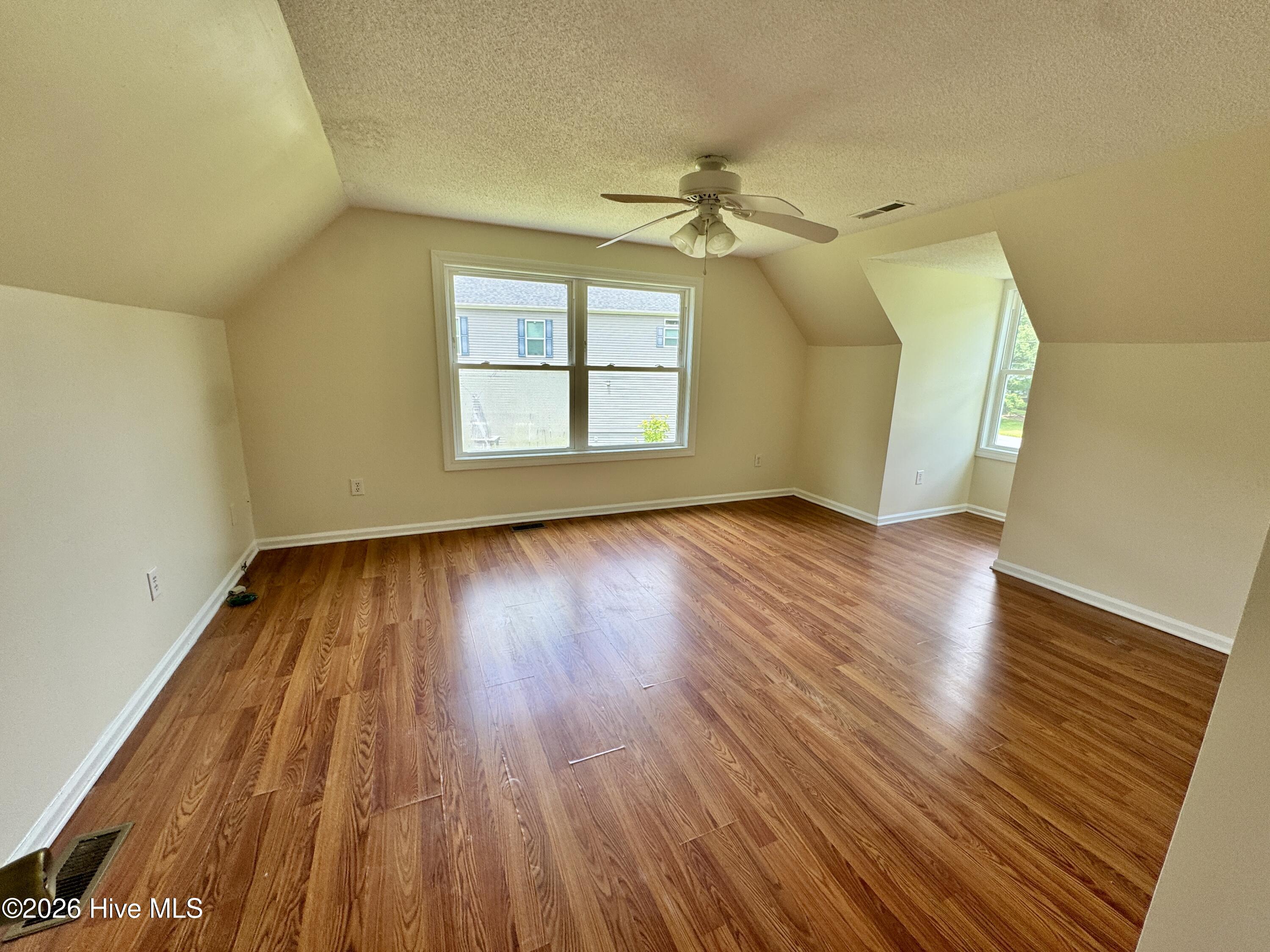 133 Riverside Drive Beaufort, NC 28516 - Photo 11 of 29 Bedroom Upstairs