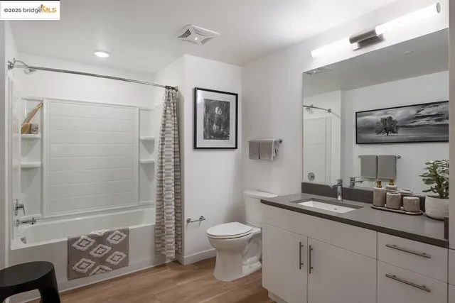 $799,000 | 260 Brooklyn Basin Way, Unit 417, Oakland, CA 94606