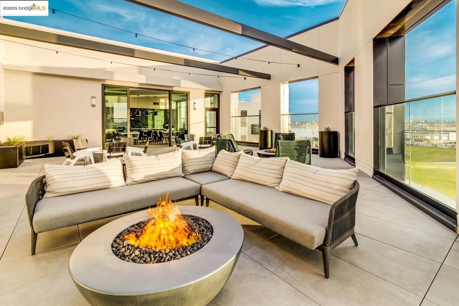 260 Brooklyn Basin Way, Unit 417 Oakland, CA 94606 - Photo 25 of 48 View of patio featuring outdoor lounge area