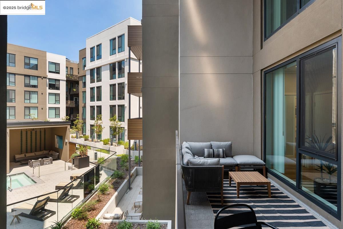260 Brooklyn Basin Way, Unit 417 Oakland, CA 94606 - Photo 46 of 48 Balcony with outdoor lounge area
