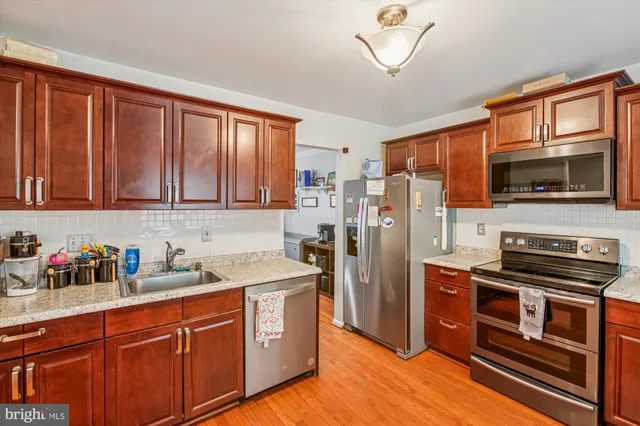 $2,700 | 2912 Cambridge Drive, Woodbridge, VA 22192