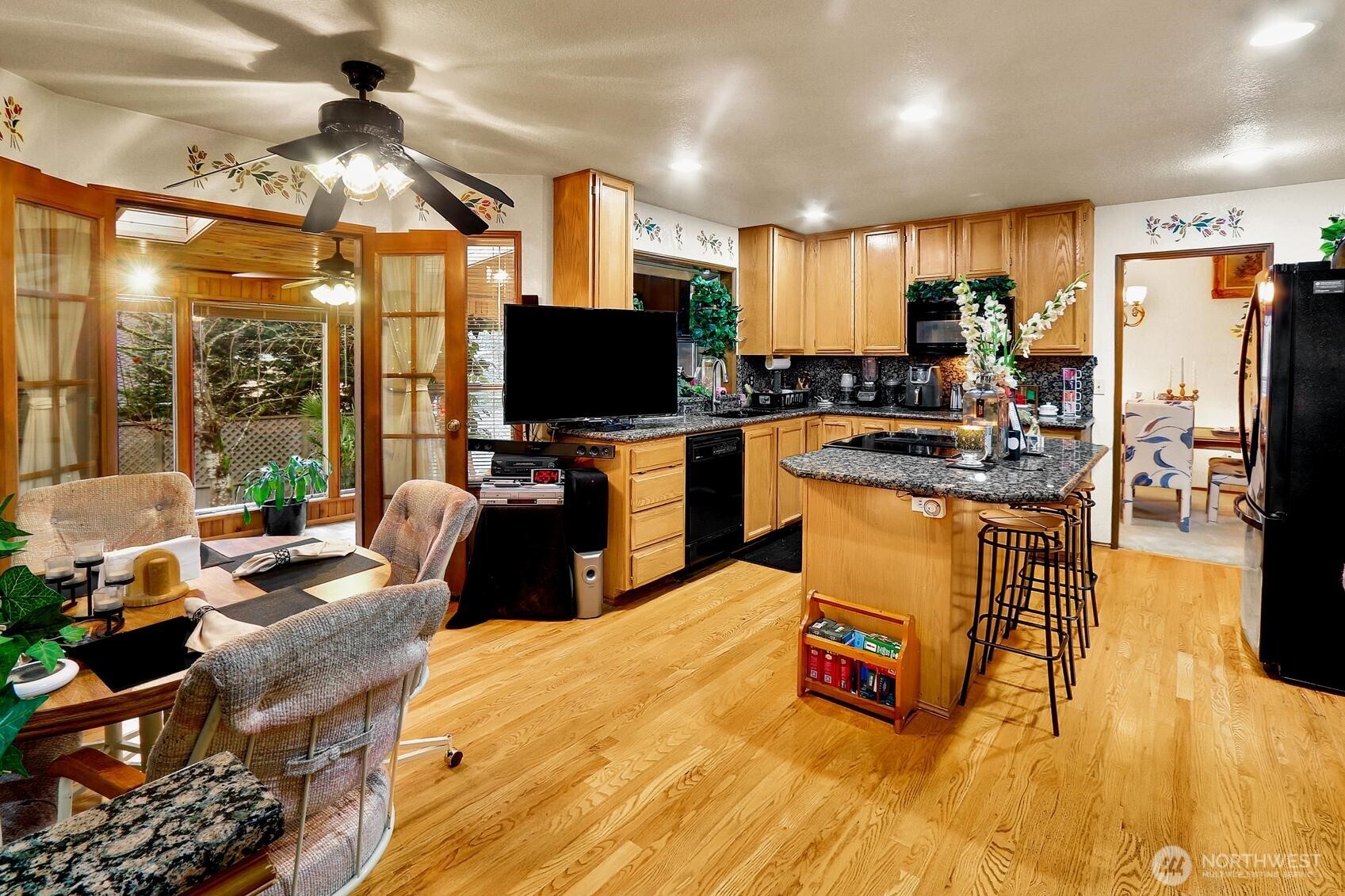 32807 12th Avenue Southwest Federal Way, WA 98023 - Photo 14 of 35