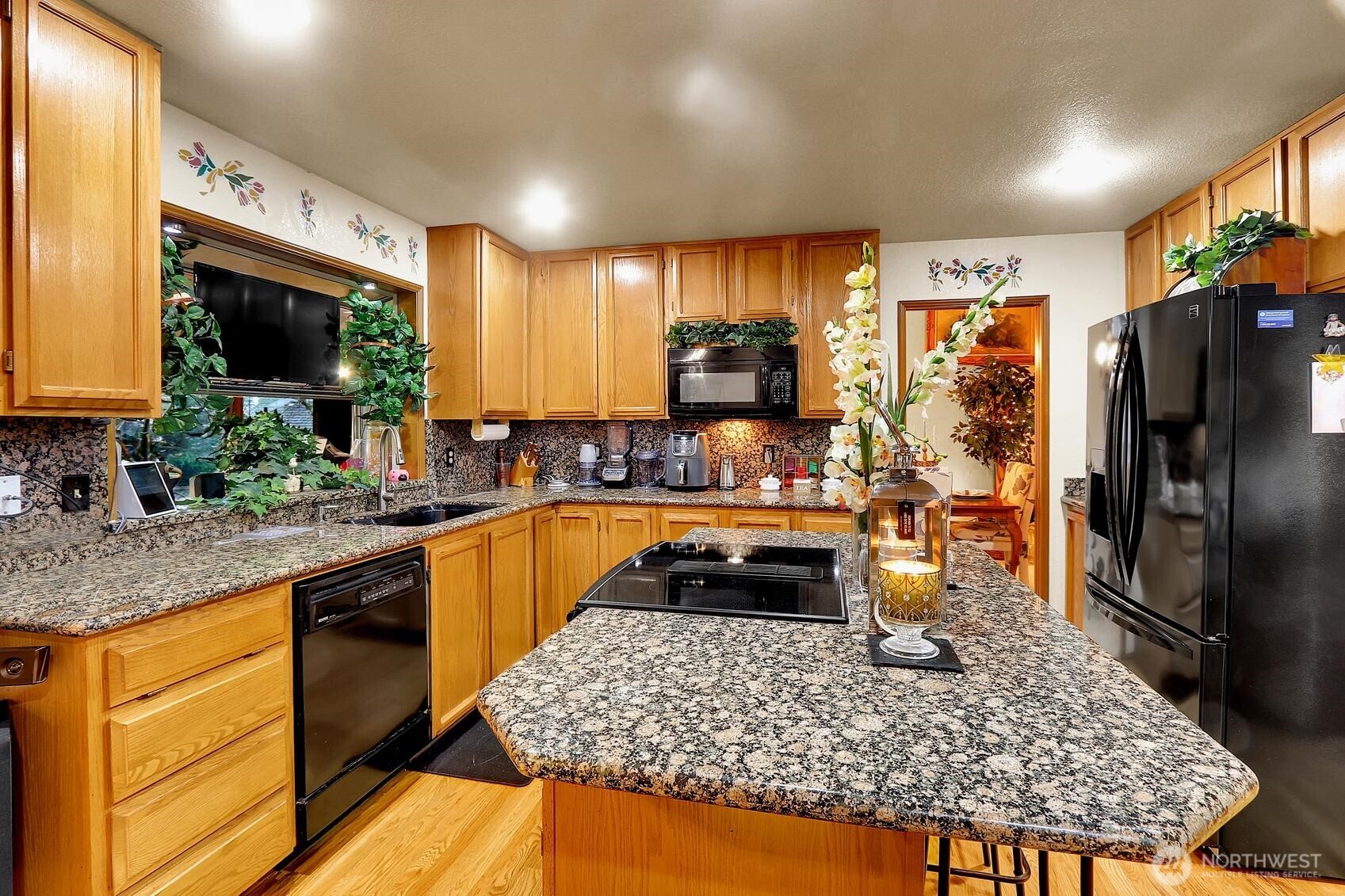 32807 12th Avenue Southwest Federal Way, WA 98023 - Photo 16 of 35