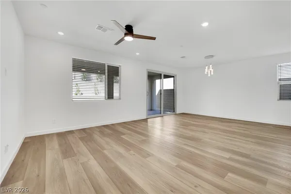 $3,000 | 1515 Pacific Baza Street, Las Vegas, NV 89138