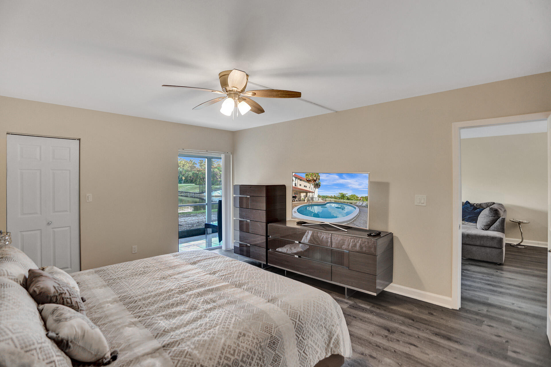 3601 Inverrary Drive, Unit 109 Lauderhill, FL 33319 - Photo 13 of 42 B27I5847