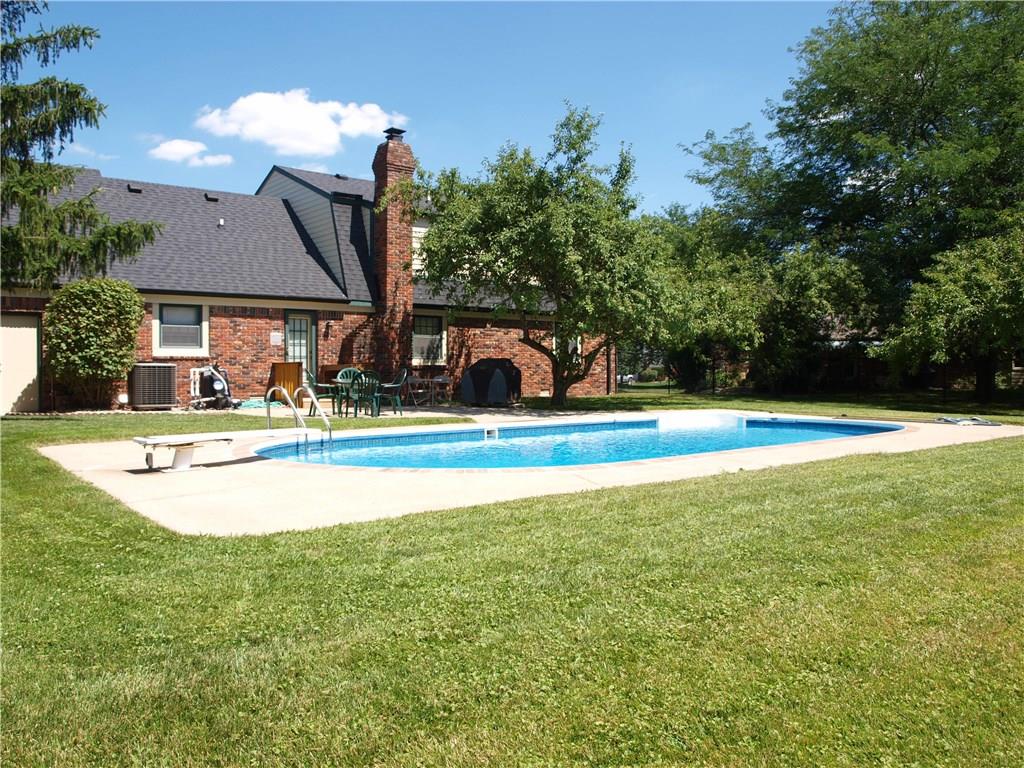 8016 Forward Pass Road Indianapolis, IN 46217 - Photo 3 of 19 Gallery Image 3