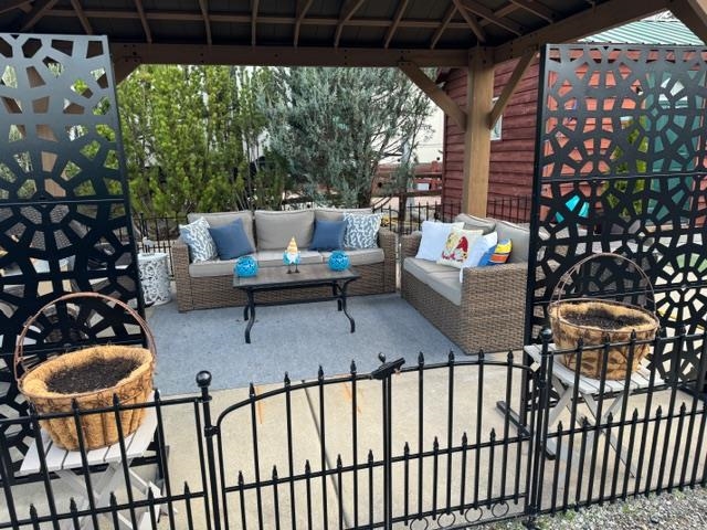 261 Tall Pne Loop North Usk, WA 99180 - Photo 2 of 16