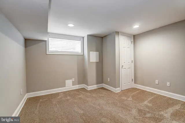 $3,300 | 505 South Lakewood Avenue, Baltimore, MD 21224